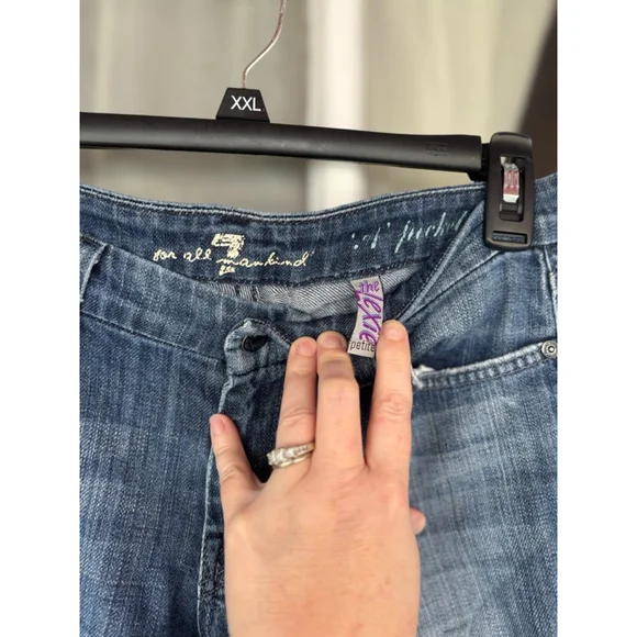 7 For All Mankind Women’s Size 28 The Lexie Petite Blue Medium Wash Flare Jeans - Picture 9 of 15